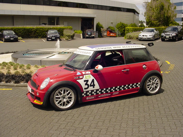 Bmw mini challenge car #3